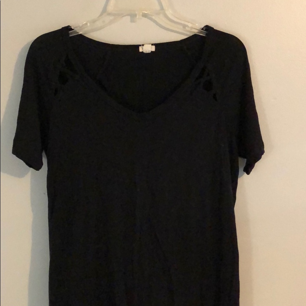Black shirt